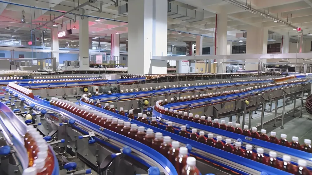 Perkara yang Diperlukan untuk Menskalakan Barisan Pengeluaran Minuman Tenaga untuk Permintaan Global